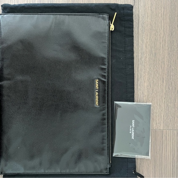 YSL Saint Laurent Black Logo Envelope Clutch - Picture 5 of 6